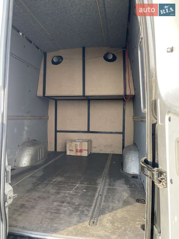 Мікроавтобус Mercedes-Benz Sprinter 2012 в Новоселиці