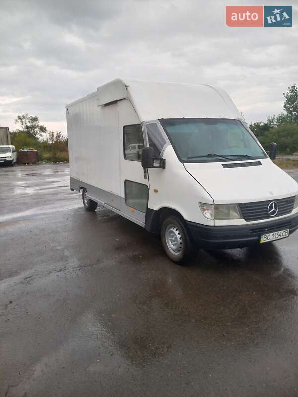 Грузовой фургон Mercedes-Benz Sprinter 1996 в Дрогобыче