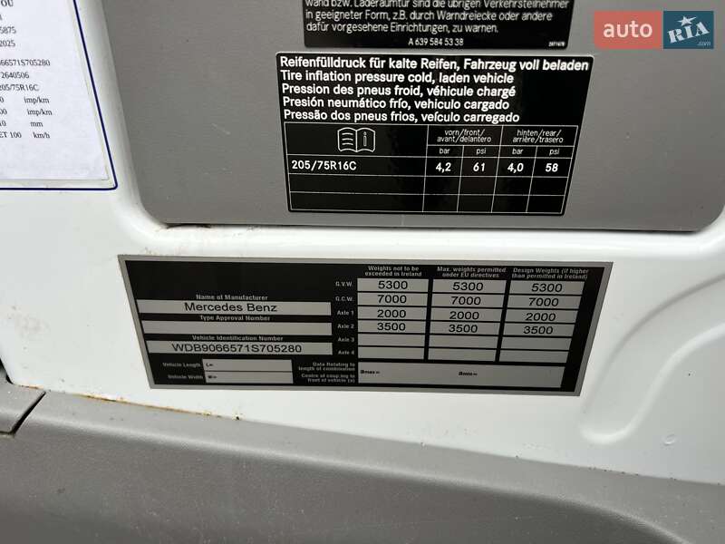 Туристичний / Міжміський автобус Mercedes-Benz Sprinter 2013 в Хотині фото 24 Туристичний / Міжміський автобус Mercedes-Benz Sprinter 2013 в Хотині