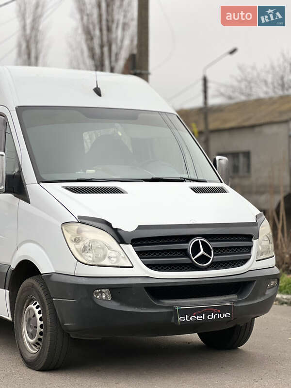 Вантажопасажирський фургон Mercedes-Benz Sprinter 2010 в Миколаєві