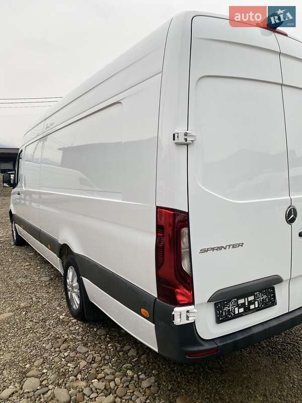 Вантажний фургон Mercedes-Benz Sprinter 2021 в Хусті