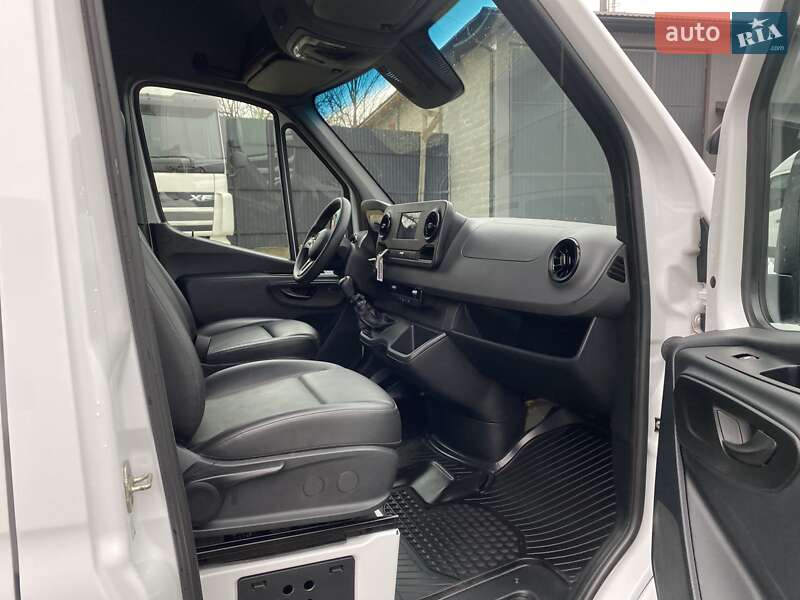 Вантажний фургон Mercedes-Benz Sprinter 2021 в Хусті