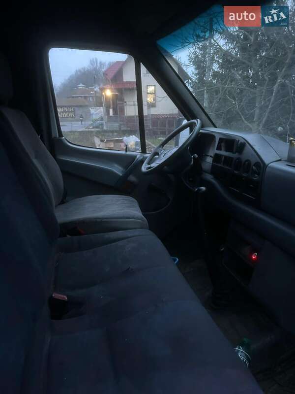 Грузовой фургон Mercedes-Benz Sprinter 1998 в Виннице