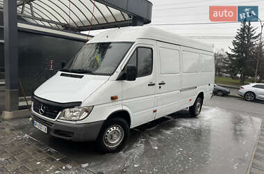 Грузовой фургон Mercedes-Benz Sprinter 2001 в Хмельницком