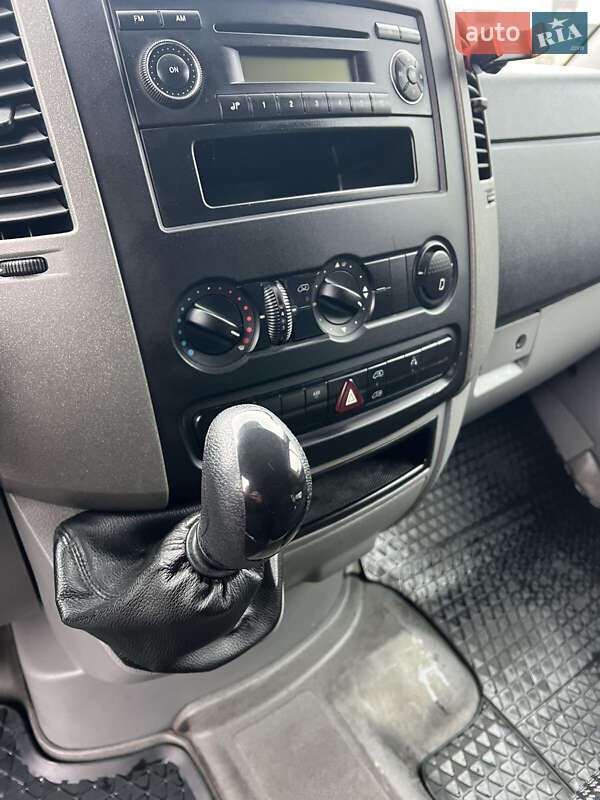 Вантажний фургон Mercedes-Benz Sprinter 2006 в Чернівцях