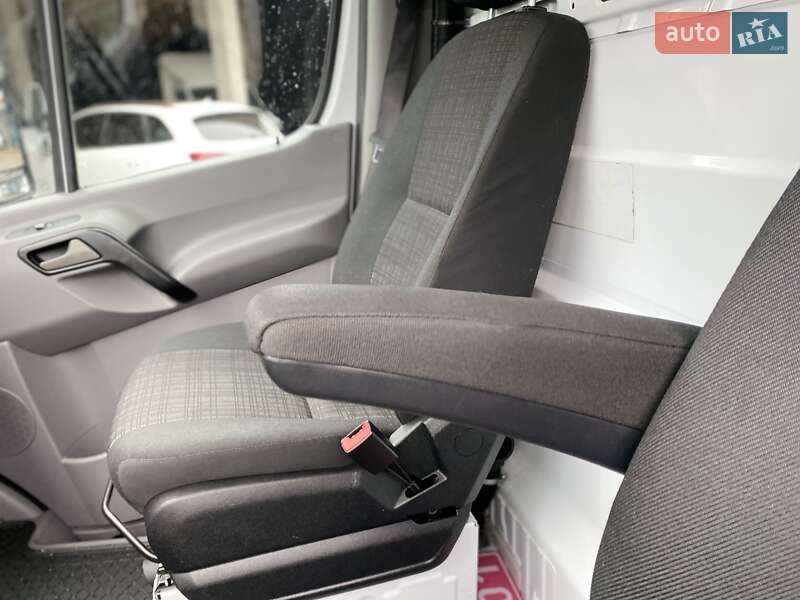 Вантажний фургон Mercedes-Benz Sprinter 2018 в Мукачевому