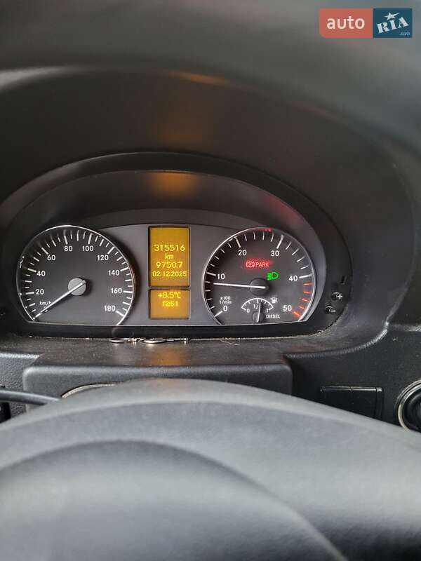 Вантажний фургон Mercedes-Benz Sprinter 2015 в Борзні фото 15 Вантажний фургон Mercedes-Benz Sprinter 2015 в Борзні