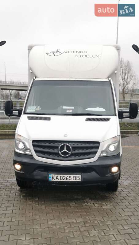 Mercedes-Benz Sprinter 2013