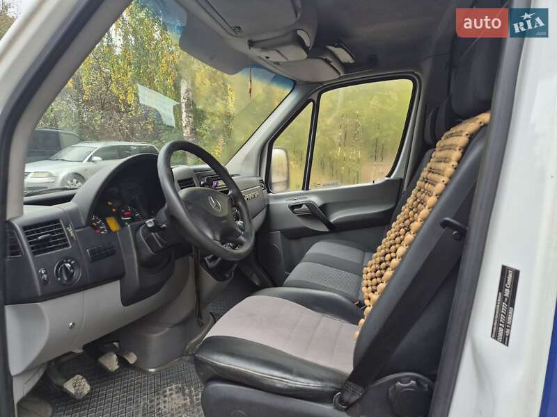 Грузовой фургон Mercedes-Benz Sprinter 2012 в Ровно фото 6 Грузовой фургон Mercedes-Benz Sprinter 2012 в Ровно