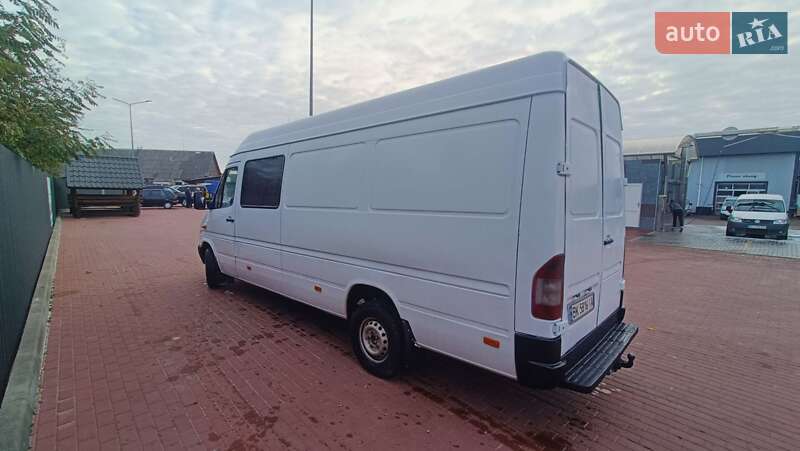 Вантажопасажирський фургон Mercedes-Benz Sprinter 2005 в Сарнах