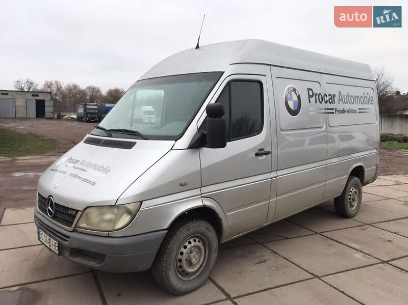 Вантажний фургон Mercedes-Benz Sprinter 2005 в Шептицькому фото Вантажний фургон Mercedes-Benz Sprinter 2005 в Шептицькому