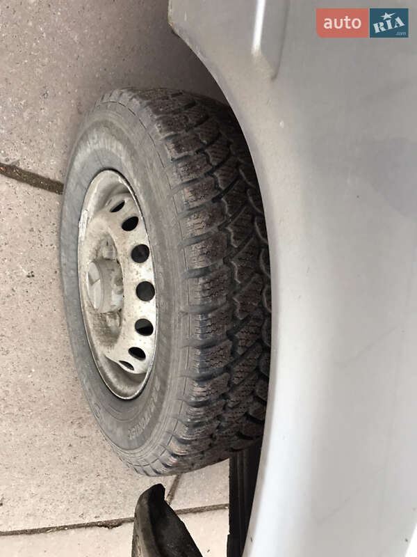 Вантажний фургон Mercedes-Benz Sprinter 2005 в Шептицькому фото 16 Вантажний фургон Mercedes-Benz Sprinter 2005 в Шептицькому