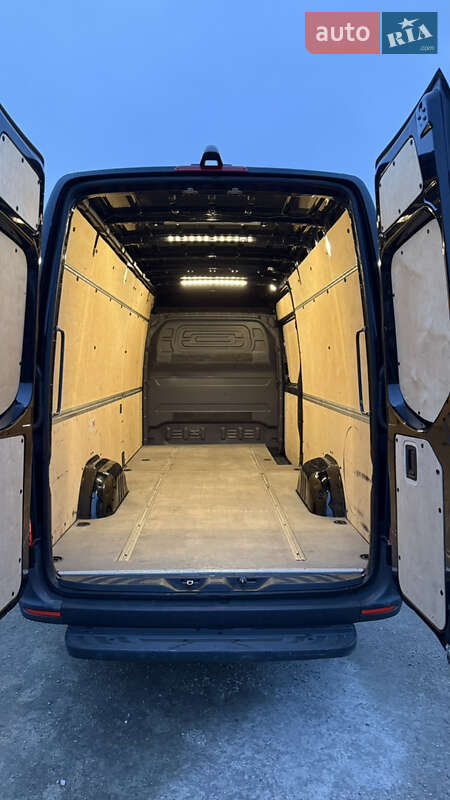 Вантажний фургон Mercedes-Benz Sprinter 2020 в Чернівцях фото 10 Вантажний фургон Mercedes-Benz Sprinter 2020 в Чернівцях