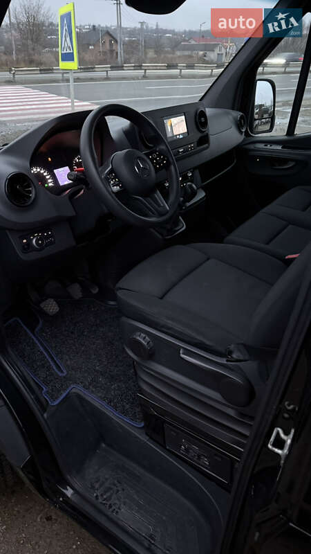 Вантажний фургон Mercedes-Benz Sprinter 2020 в Чернівцях фото 18 Вантажний фургон Mercedes-Benz Sprinter 2020 в Чернівцях