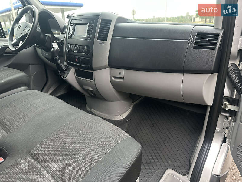 Вантажний фургон Mercedes-Benz Sprinter 2016 в Ковелі фото 28 Вантажний фургон Mercedes-Benz Sprinter 2016 в Ковелі