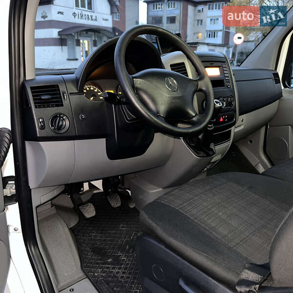 Туристичний / Міжміський автобус Mercedes-Benz Sprinter 2016 в Мукачевому фото 9 Туристичний / Міжміський автобус Mercedes-Benz Sprinter 2016 в Мукачевому