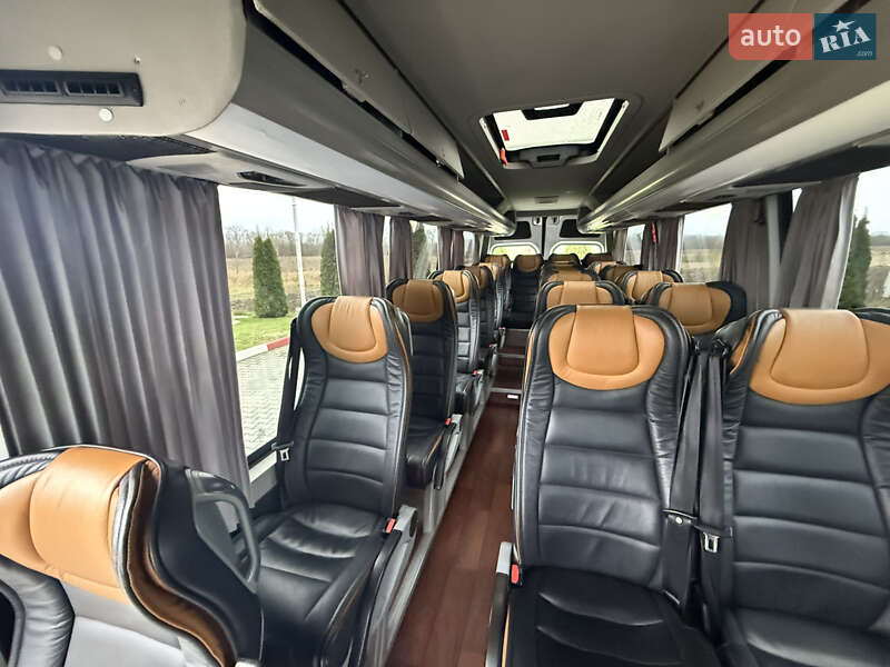 Туристичний / Міжміський автобус Mercedes-Benz Sprinter 2018 в Чернівцях
