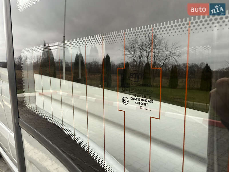 Туристичний / Міжміський автобус Mercedes-Benz Sprinter 2018 в Чернівцях