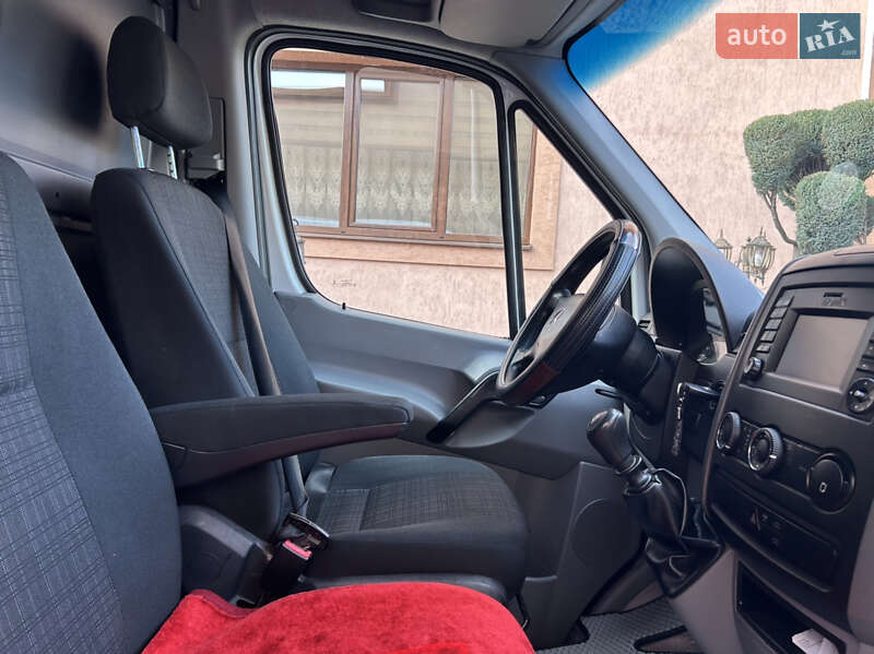 Грузовой фургон Mercedes-Benz Sprinter 2018 в Тячеве фото 40 Грузовой фургон Mercedes-Benz Sprinter 2018 в Тячеве
