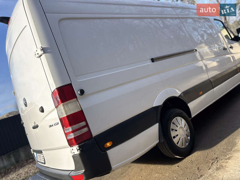 Грузовой фургон Mercedes-Benz Sprinter 2018 в Тячеве фото 76 Грузовой фургон Mercedes-Benz Sprinter 2018 в Тячеве
