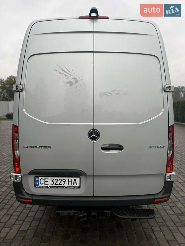 Грузопассажирский фургон Mercedes-Benz Sprinter 2019 в Черновцах
