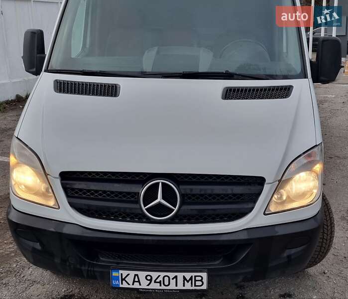 Грузовой фургон Mercedes-Benz Sprinter 2011 в Киеве фото 12 Грузовой фургон Mercedes-Benz Sprinter 2011 в Киеве