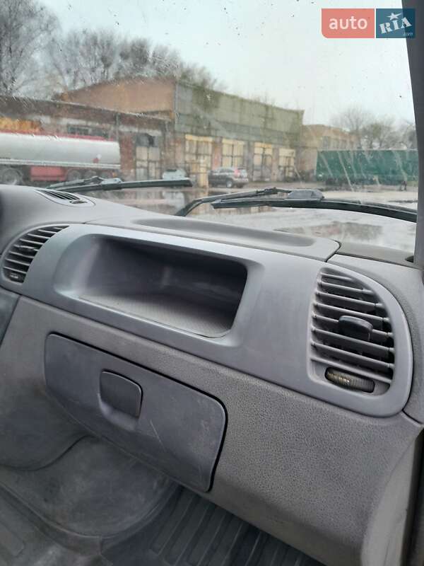 Вантажний фургон Mercedes-Benz Sprinter 2004 в Луцьку фото 9 Вантажний фургон Mercedes-Benz Sprinter 2004 в Луцьку