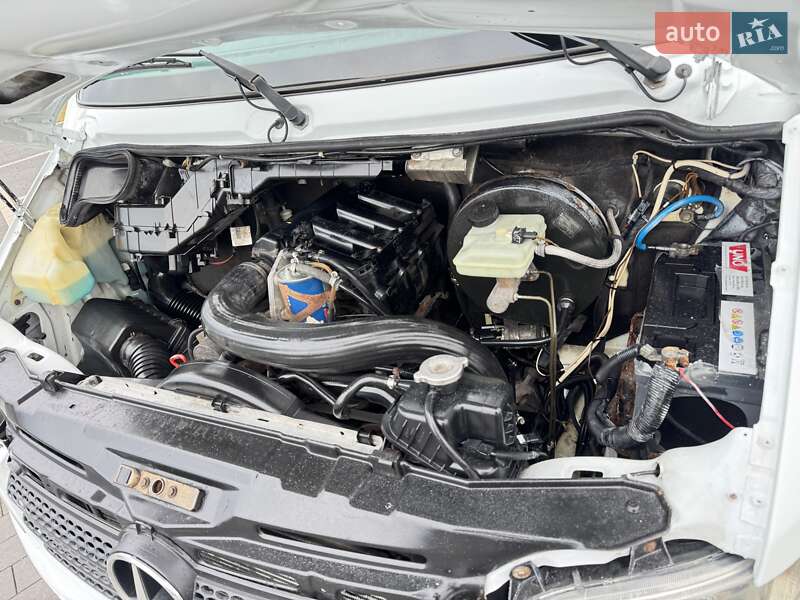 Универсал Mercedes-Benz Sprinter 2002 в Мукачево фото 41 Универсал Mercedes-Benz Sprinter 2002 в Мукачево