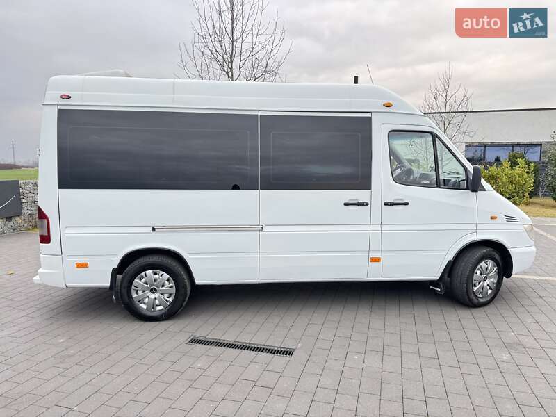 Универсал Mercedes-Benz Sprinter 2002 в Мукачево фото 60 Универсал Mercedes-Benz Sprinter 2002 в Мукачево