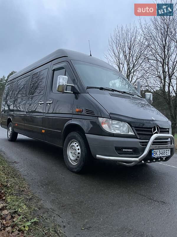 Микроавтобус Mercedes-Benz Sprinter 2004 в Костополе фото 3 Микроавтобус Mercedes-Benz Sprinter 2004 в Костополе