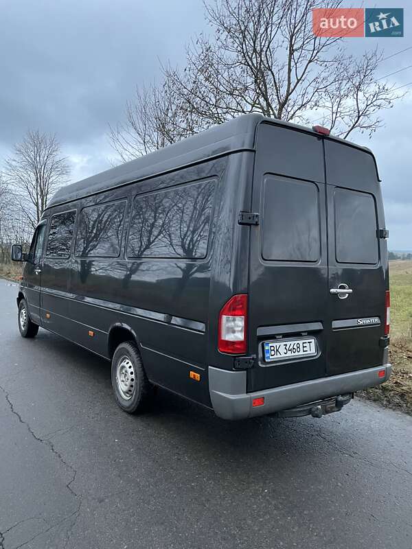 Микроавтобус Mercedes-Benz Sprinter 2004 в Костополе фото 7 Микроавтобус Mercedes-Benz Sprinter 2004 в Костополе