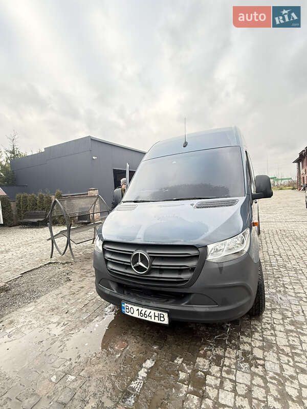 Mercedes-Benz Sprinter 2021