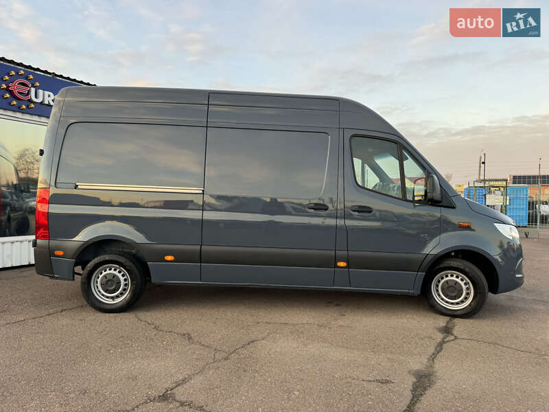 Mercedes-Benz Sprinter 2021