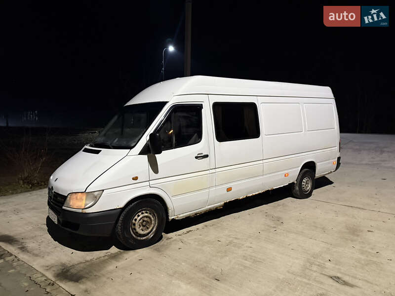 Mercedes-Benz Sprinter 2000 Mercedes-Benz Sprinter 2000