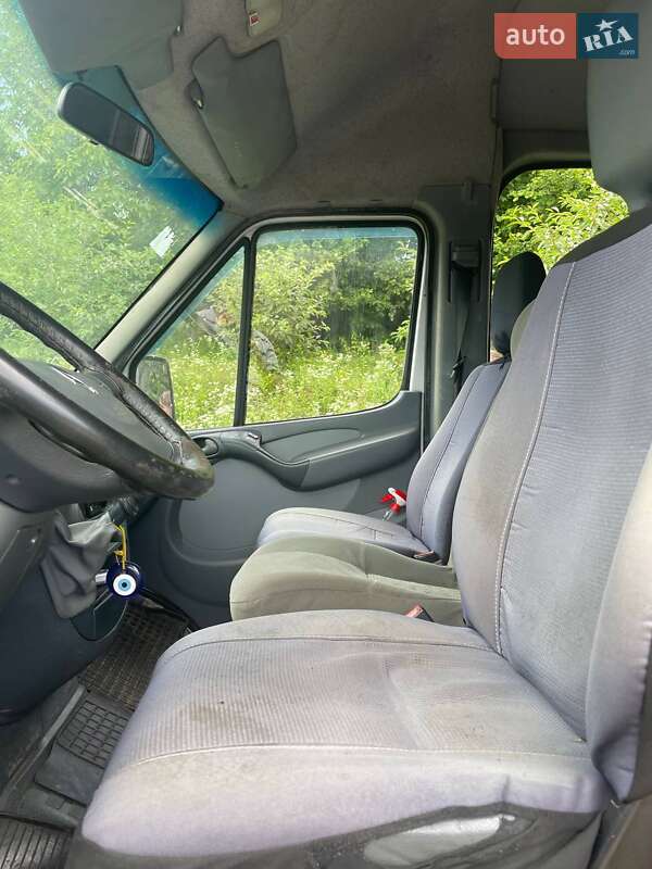 Mercedes-Benz Sprinter 2006