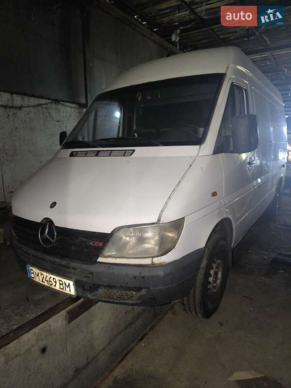 Mercedes-Benz Sprinter 2000