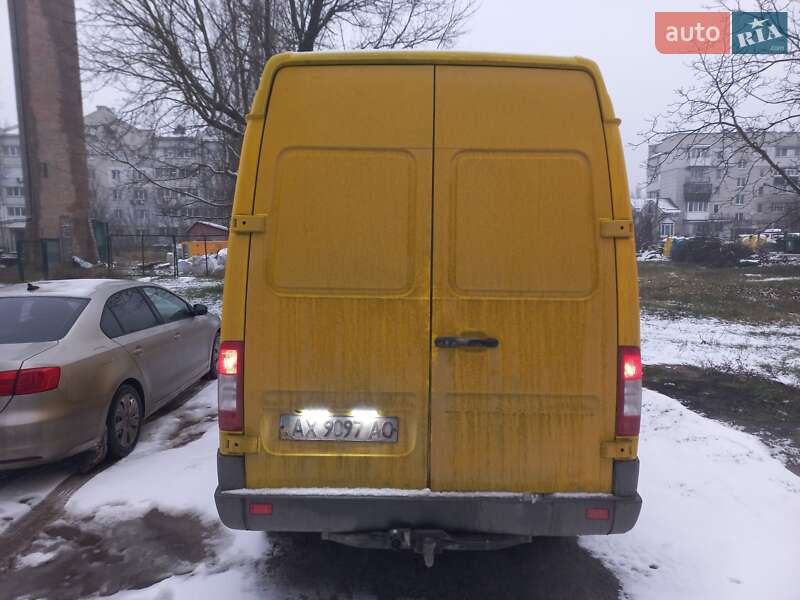 Вантажний фургон Mercedes-Benz Sprinter 2003 в Бучі