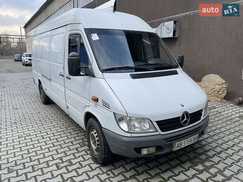 Mercedes-Benz Sprinter 2005 Mercedes-Benz Sprinter 2005