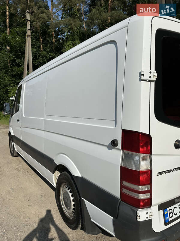Грузопассажирский фургон Mercedes-Benz Sprinter 2013 в Львове фото 33 Грузопассажирский фургон Mercedes-Benz Sprinter 2013 в Львове