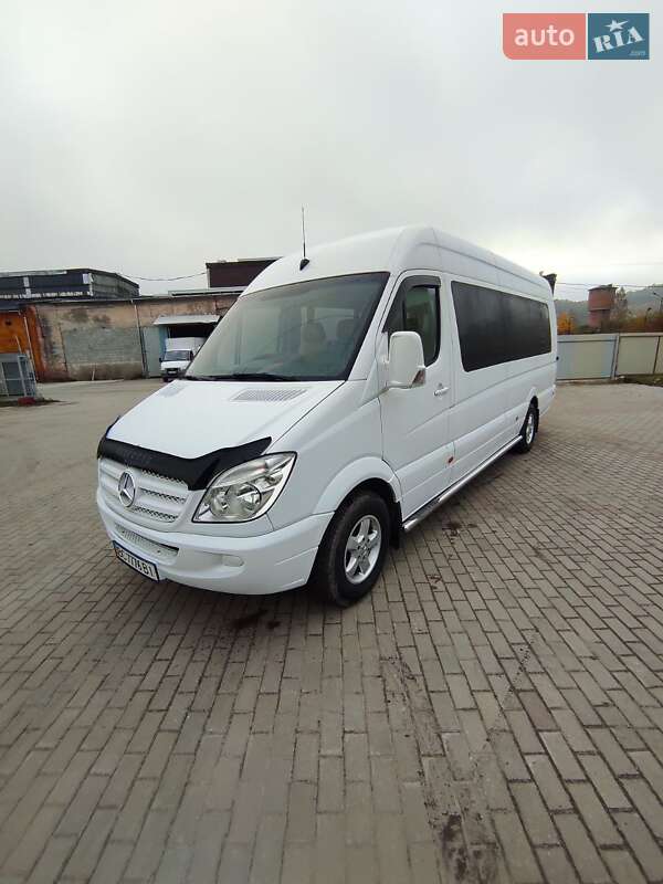 Mercedes-Benz Sprinter 2011 Mercedes-Benz Sprinter 2011