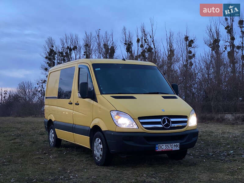 Mercedes-Benz Sprinter 2013 Mercedes-Benz Sprinter 2013