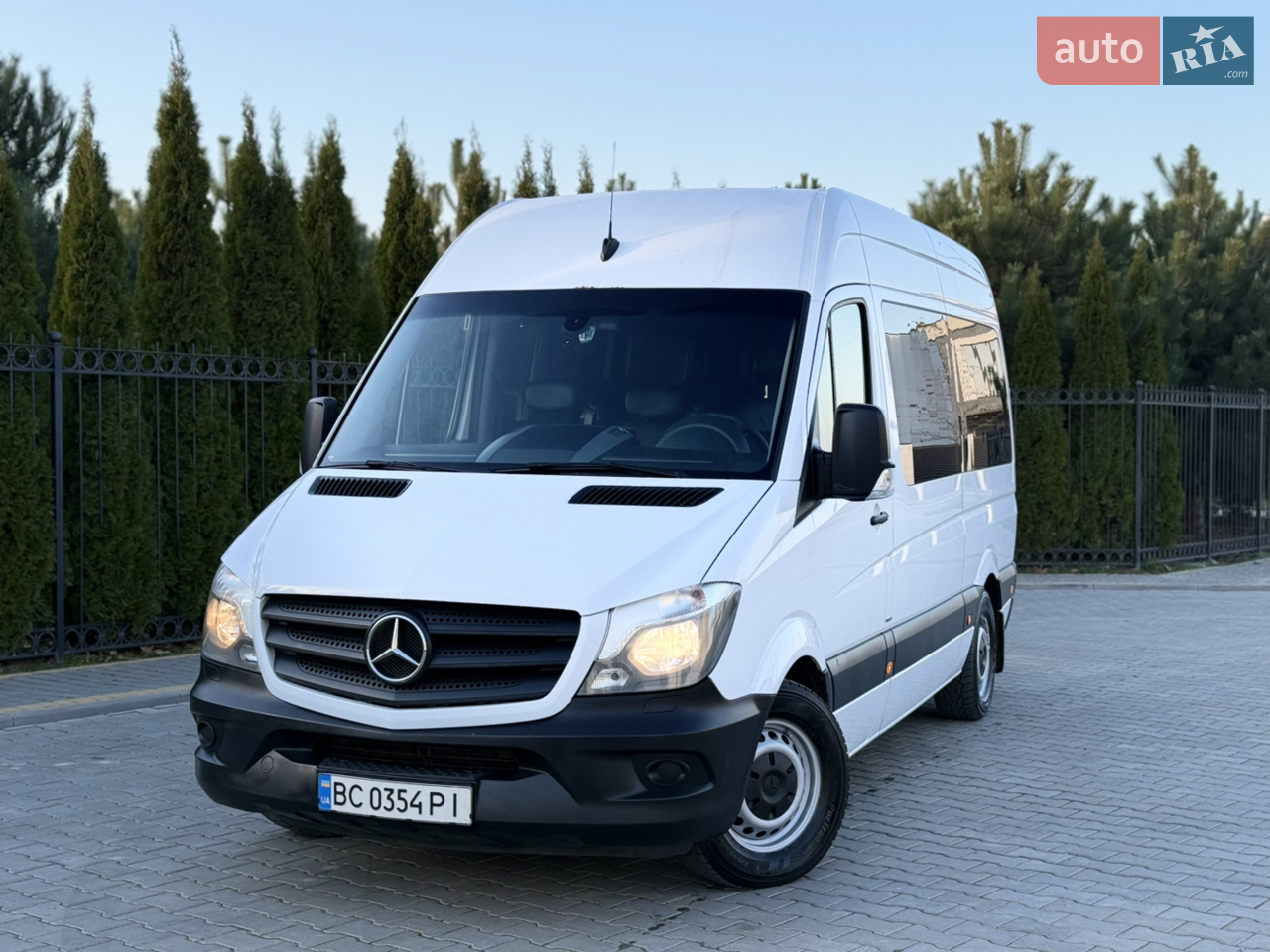2016 Mercedes-Benz Sprinter - мініатюра 19
