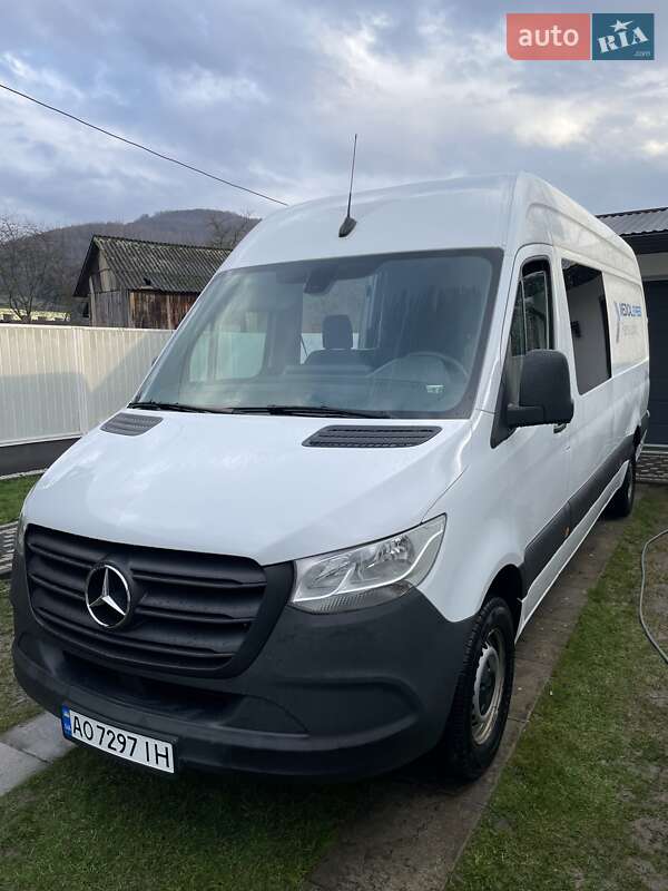 Mercedes-Benz Sprinter 2021