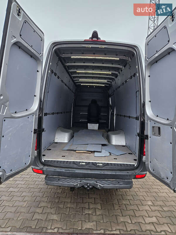 Вантажний фургон Mercedes-Benz Sprinter 2016 в Рожище