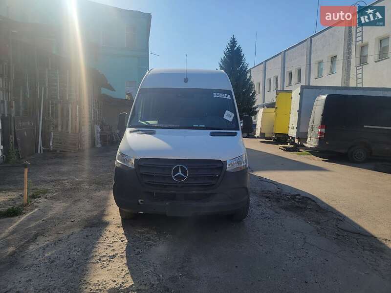 Грузовой фургон Mercedes-Benz Sprinter 2023 в Львове