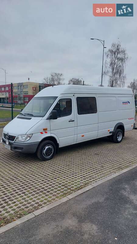 Mercedes-Benz Sprinter 2005