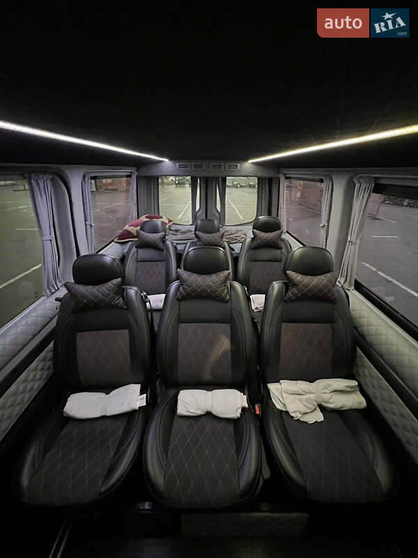 Мінівен Mercedes-Benz Sprinter 2011 в Буську