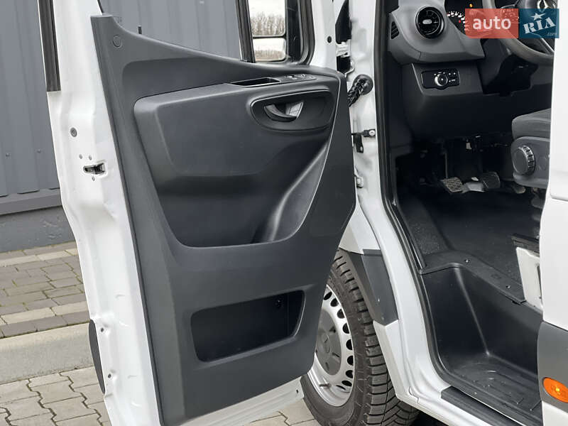 Вантажний фургон Mercedes-Benz Sprinter 2020 в Дубні фото 101 Вантажний фургон Mercedes-Benz Sprinter 2020 в Дубні