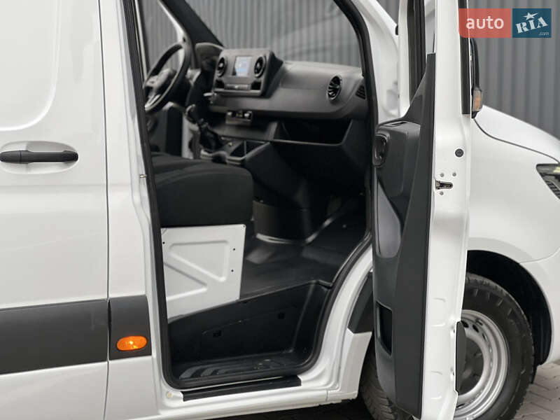 Вантажний фургон Mercedes-Benz Sprinter 2020 в Дубні фото 122 Вантажний фургон Mercedes-Benz Sprinter 2020 в Дубні
