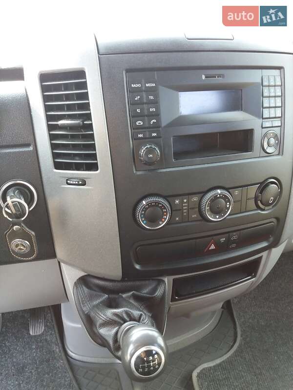 Вантажний фургон Mercedes-Benz Sprinter 2014 в Ковелі фото 22 Вантажний фургон Mercedes-Benz Sprinter 2014 в Ковелі